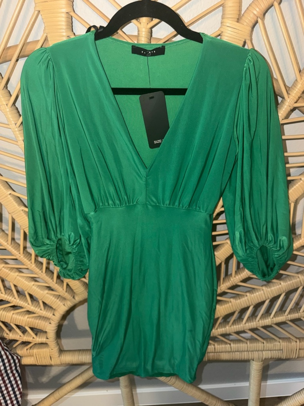 21 Saints Emerald Green V-Neck Puff Sleeve Dress